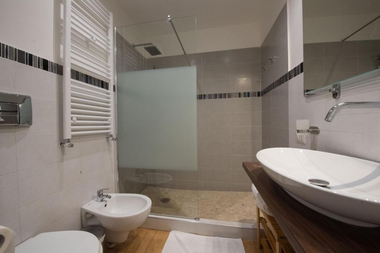Domus Castroni Germanico Bed & Breakfast Roma Exterior foto